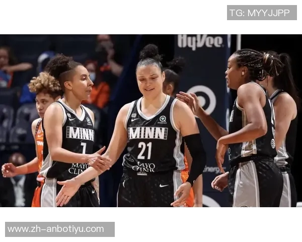 水星与狂热激战正酣WNBA赛场精彩瞬间回顾与分析